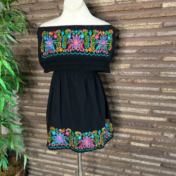 Mexican Black Embroidered Floral Off Shoulder Peasant Dress - Picture 9 of 9
